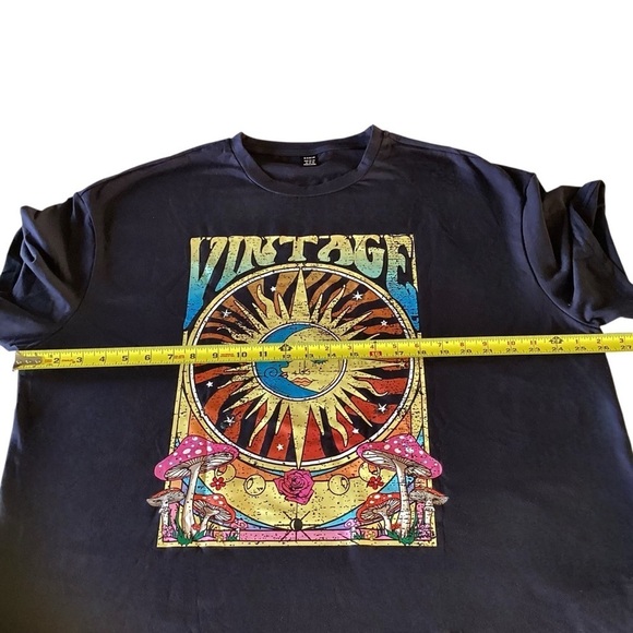 Vintage Design Graphic T-Shirt in Midnight Short Sleeve Crew Neck New! Size XL - Picture 6 of 14